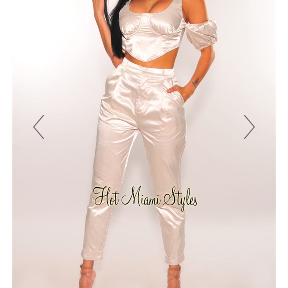 Hot Miami Styles 2 piece cream set. Never worn!